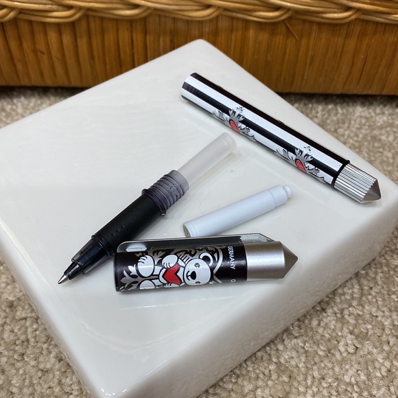 New Online College Rollerball Pen Heart Bear Design with Standard Ink Refill ! - Picture 4 of 6